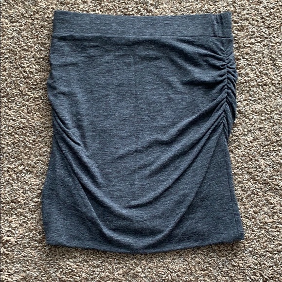 Banana Republic Rouched Skirt - Picture 3 of 3